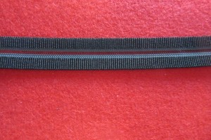 GUMA OBUWNICZA TKANA Z SIATKĄ 18MM CZARNA